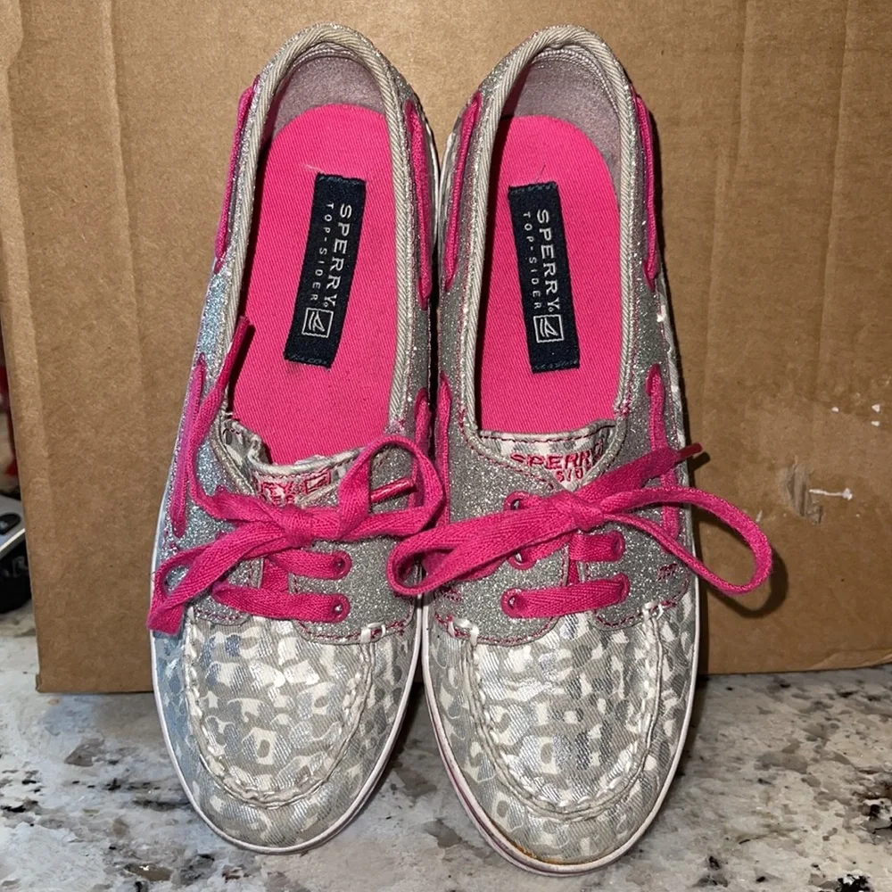 Girl’s Sperry Topsider Cruiser Shoes - Size 2.5 Silver Cheetah Print & Hot Pink